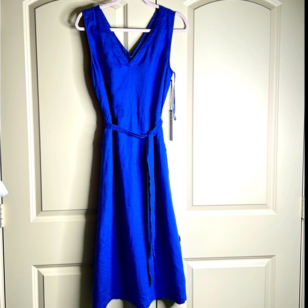 Beautiful Nicole Miller brand new 100% linen dress.